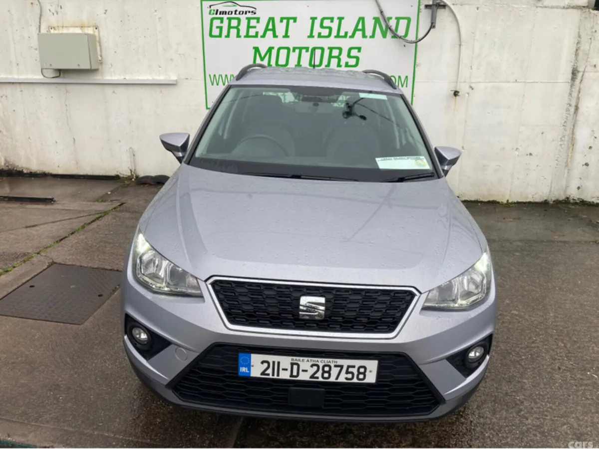 SEAT Arona Hatchback, Petrol, 2021, Grey