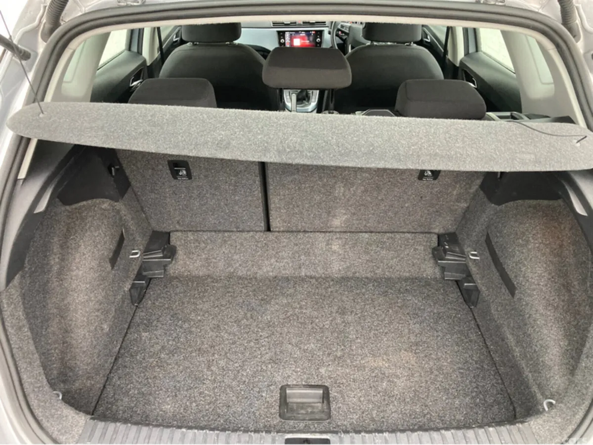 SEAT Arona Hatchback, Petrol, 2021, Grey