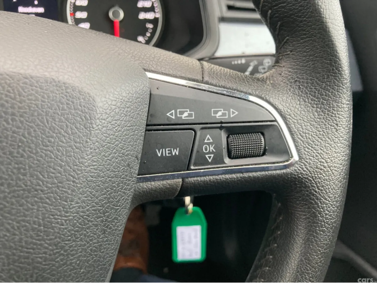 SEAT Arona Hatchback, Petrol, 2021, Grey