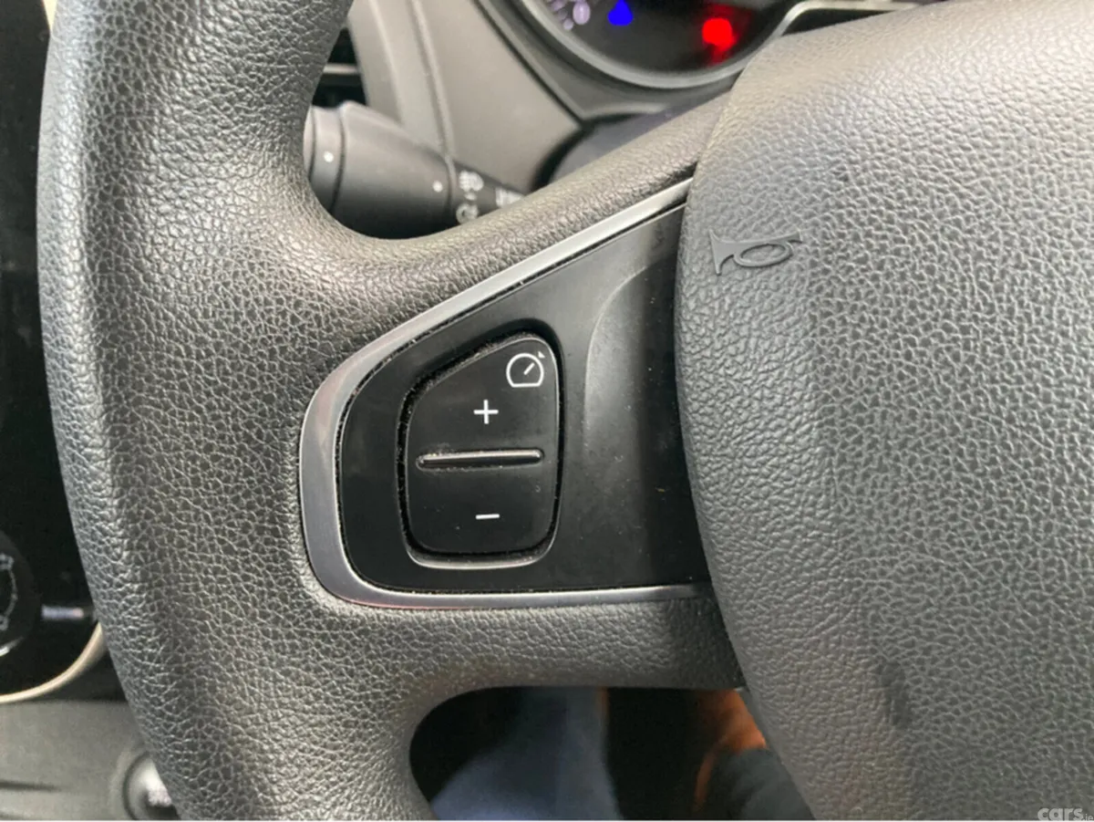 Renault Captur Hatchback, Petrol, 2019, Grey