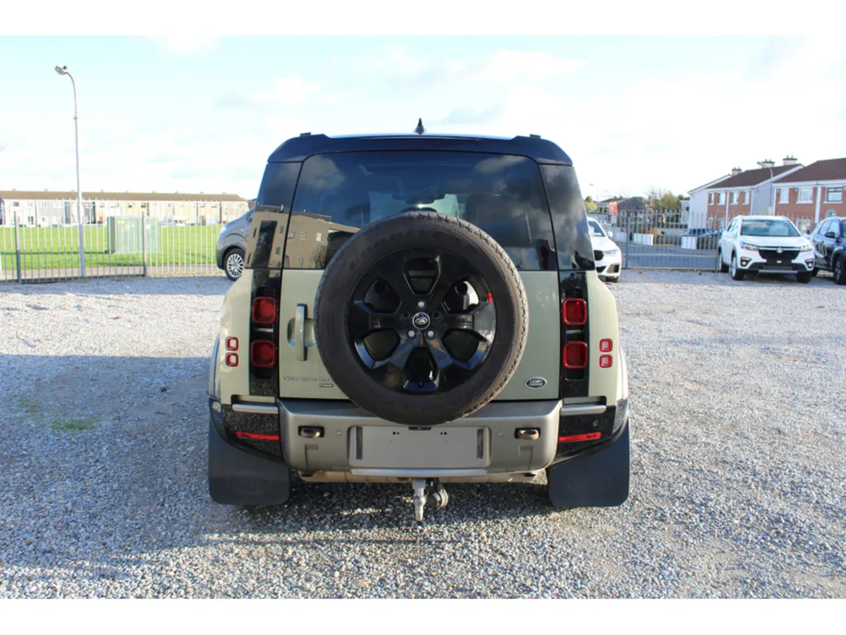 Land Rover Defender SUV, Petrol Hybrid, 2022, Green