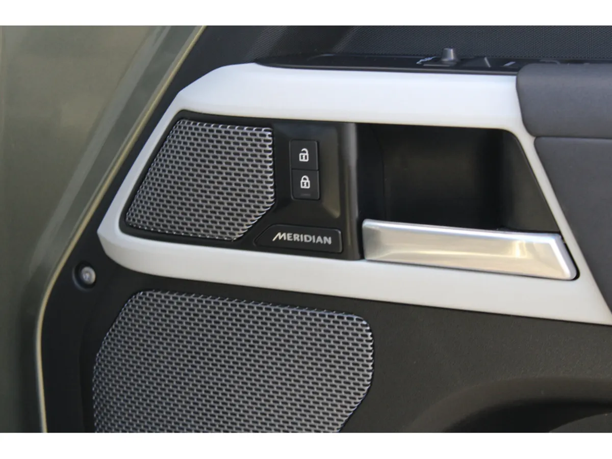 Land Rover Defender SUV, Petrol Hybrid, 2022, Green