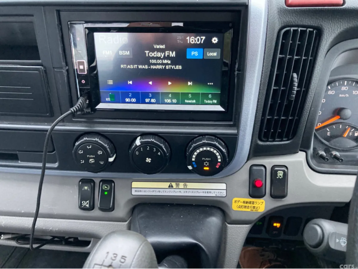 Mitsubishi Pajero MPV, Diesel, 2021, White