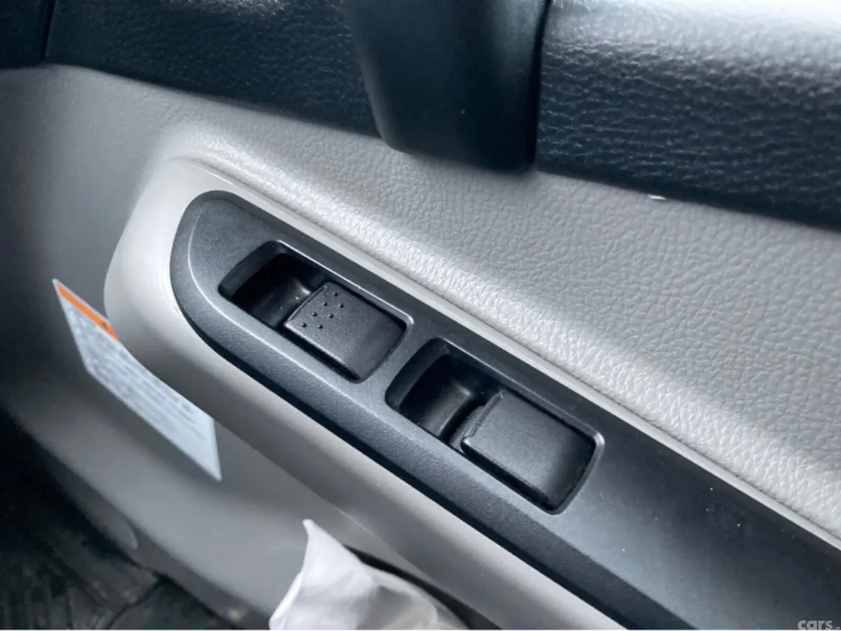 Mitsubishi Pajero MPV, Diesel, 2021, White