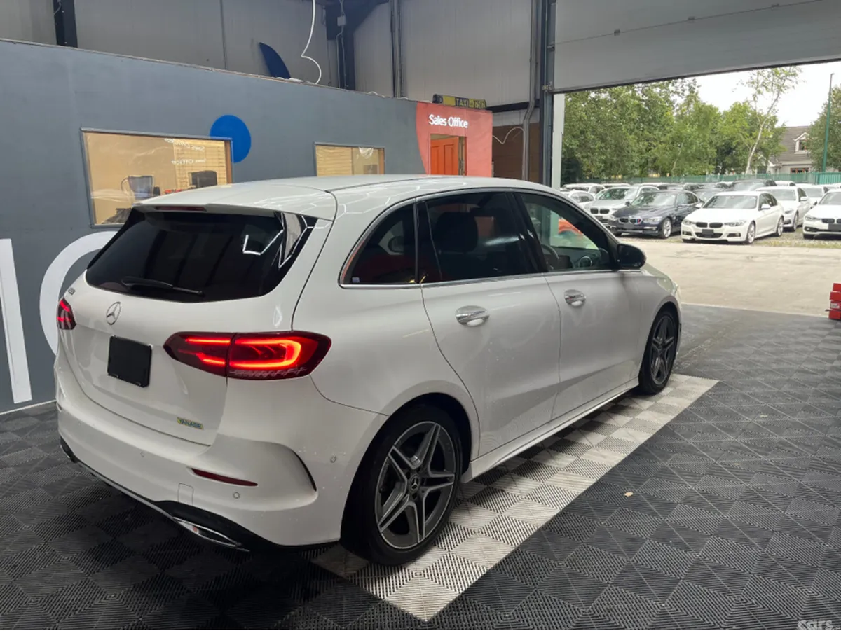 Mercedes-Benz B-Class MPV, Petrol, 2019, White