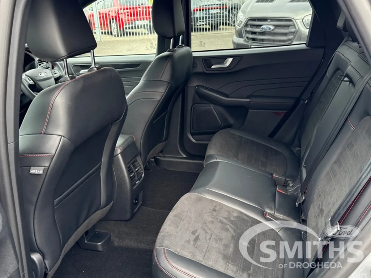 Ford Kuga MPV, Petrol Plug-in Hybrid, 2024, Grey