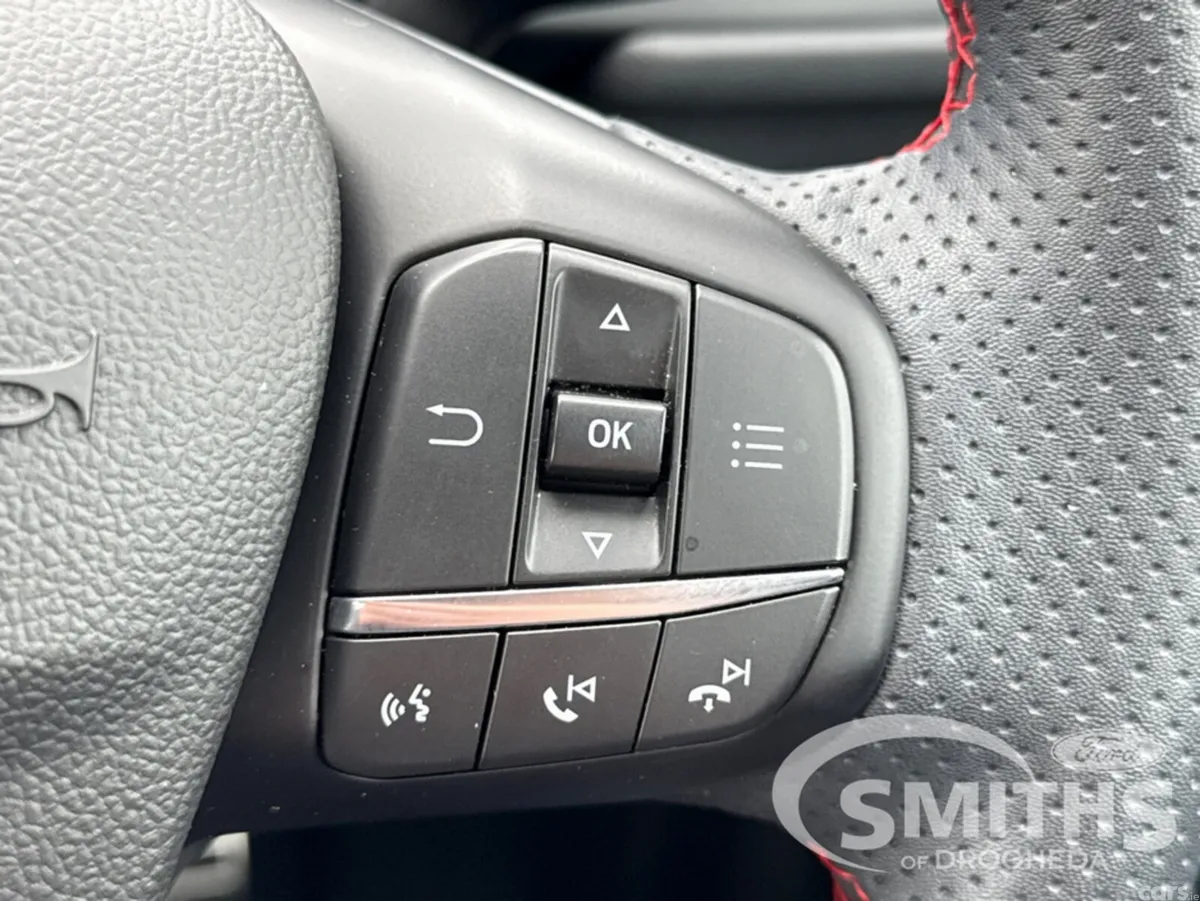 Ford Kuga MPV, Petrol Plug-in Hybrid, 2024, Grey