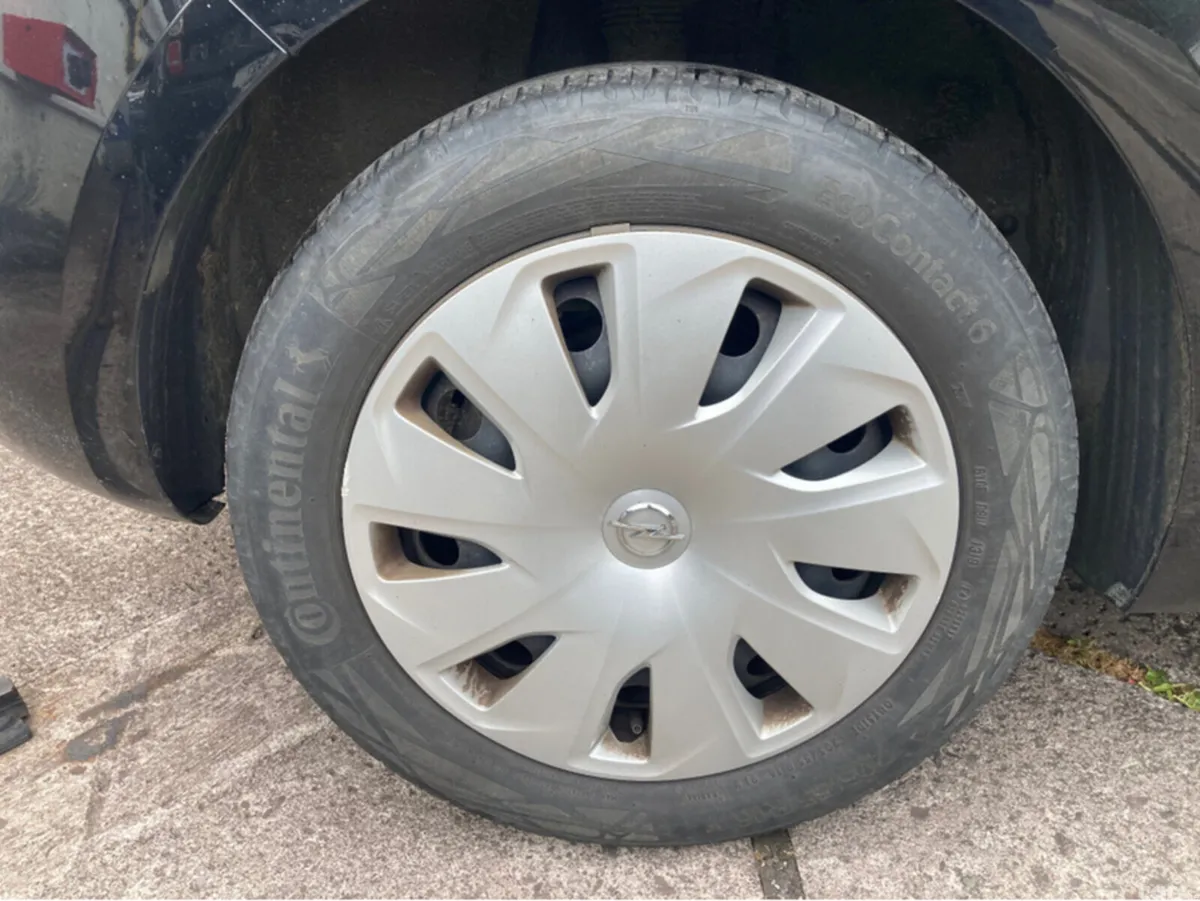 Opel Astra Hatchback, Petrol, 2019, Black