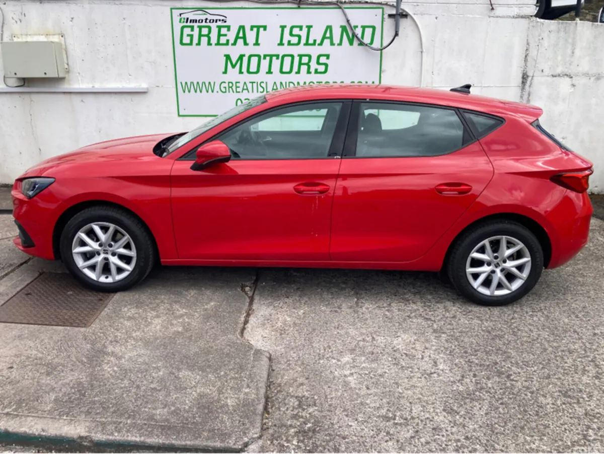 SEAT Leon Hatchback, Diesel, 2020, Red