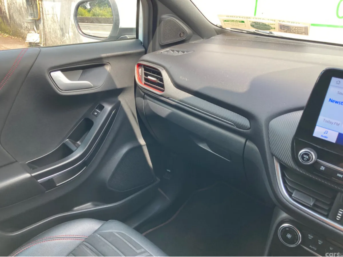 Ford Puma Hatchback, Petrol, 2021, White