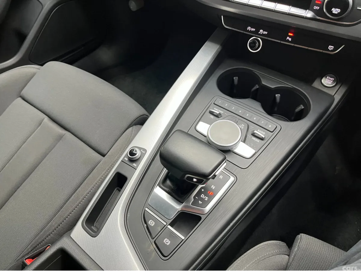 Audi A4 Estate, Petrol, 2018, White