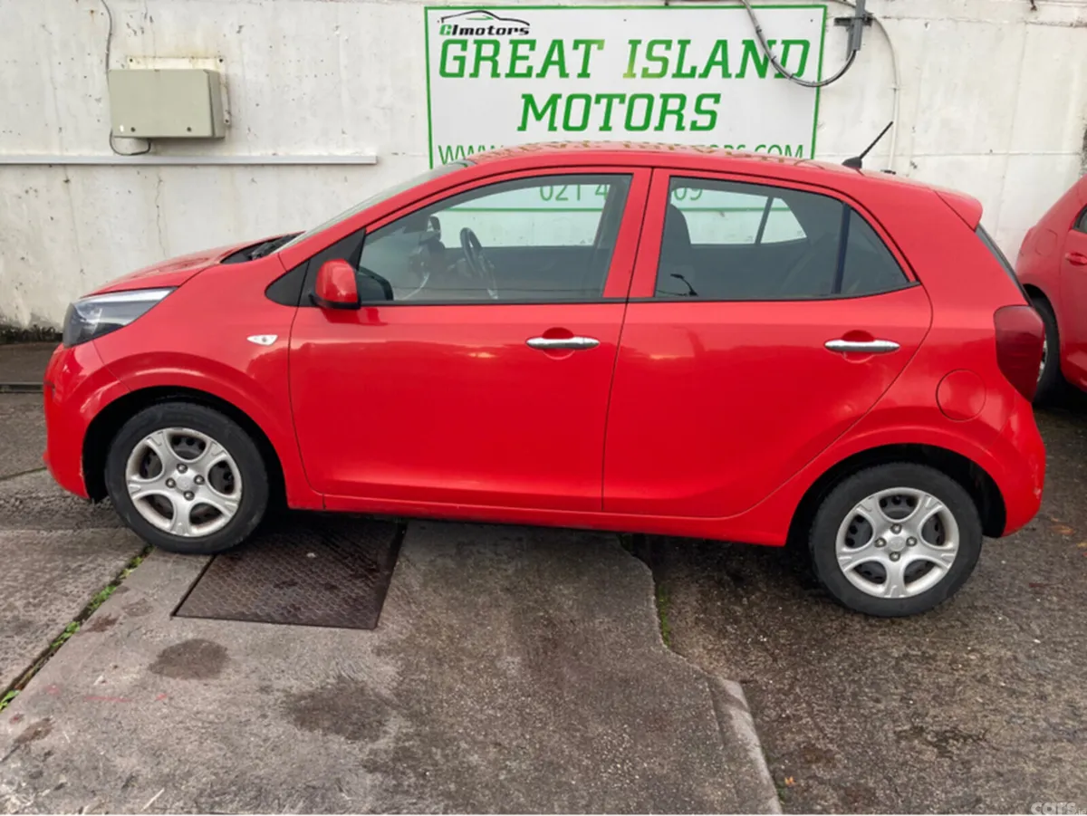 Kia Picanto Hatchback, Petrol, 2019, Red