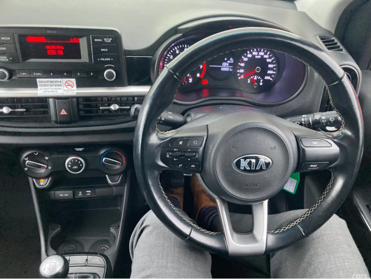 Kia Picanto Hatchback, Petrol, 2019, Red