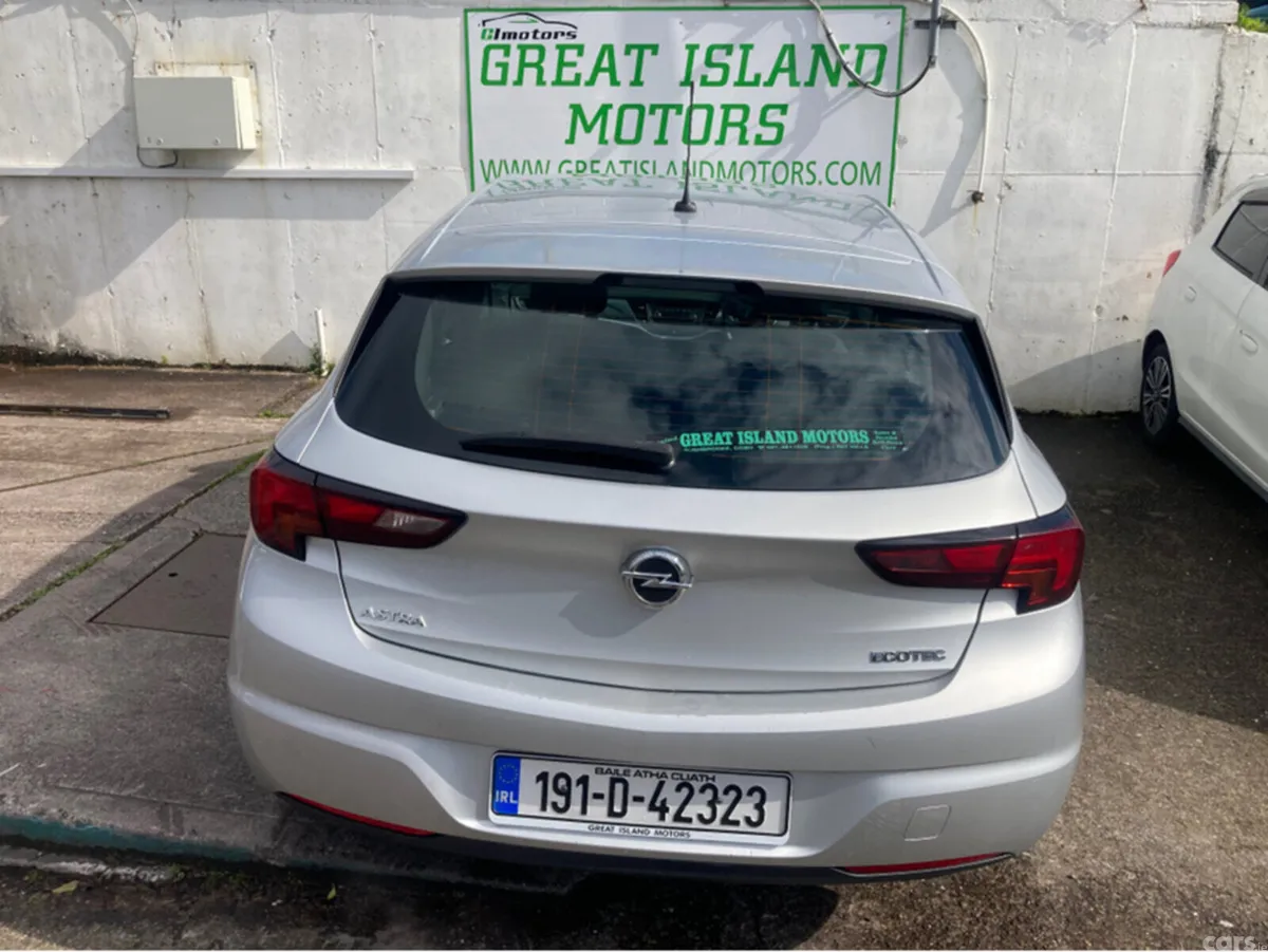Opel Astra Hatchback, Petrol, 2019, Grey