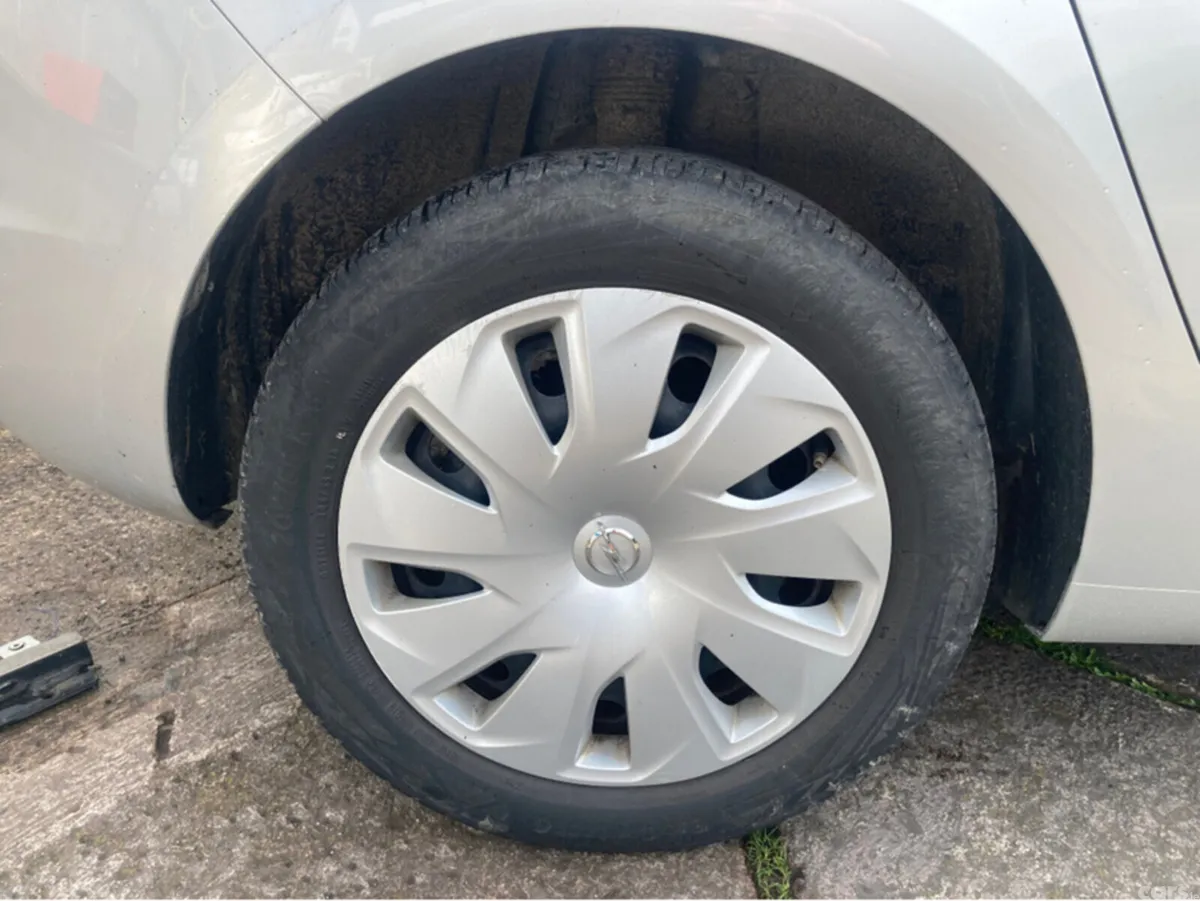 Opel Astra Hatchback, Petrol, 2019, Grey