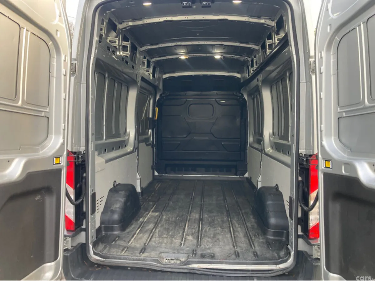 Ford Tourneo Hatchback, Diesel, 2020, Silver