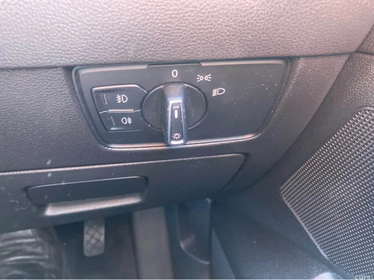 Volkswagen Passat Saloon, Diesel, 2018, Blue