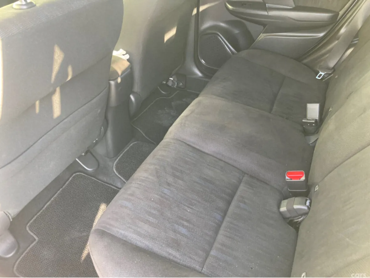 Honda Shuttle Hatchback, Petrol Hybrid, 2021, Silver