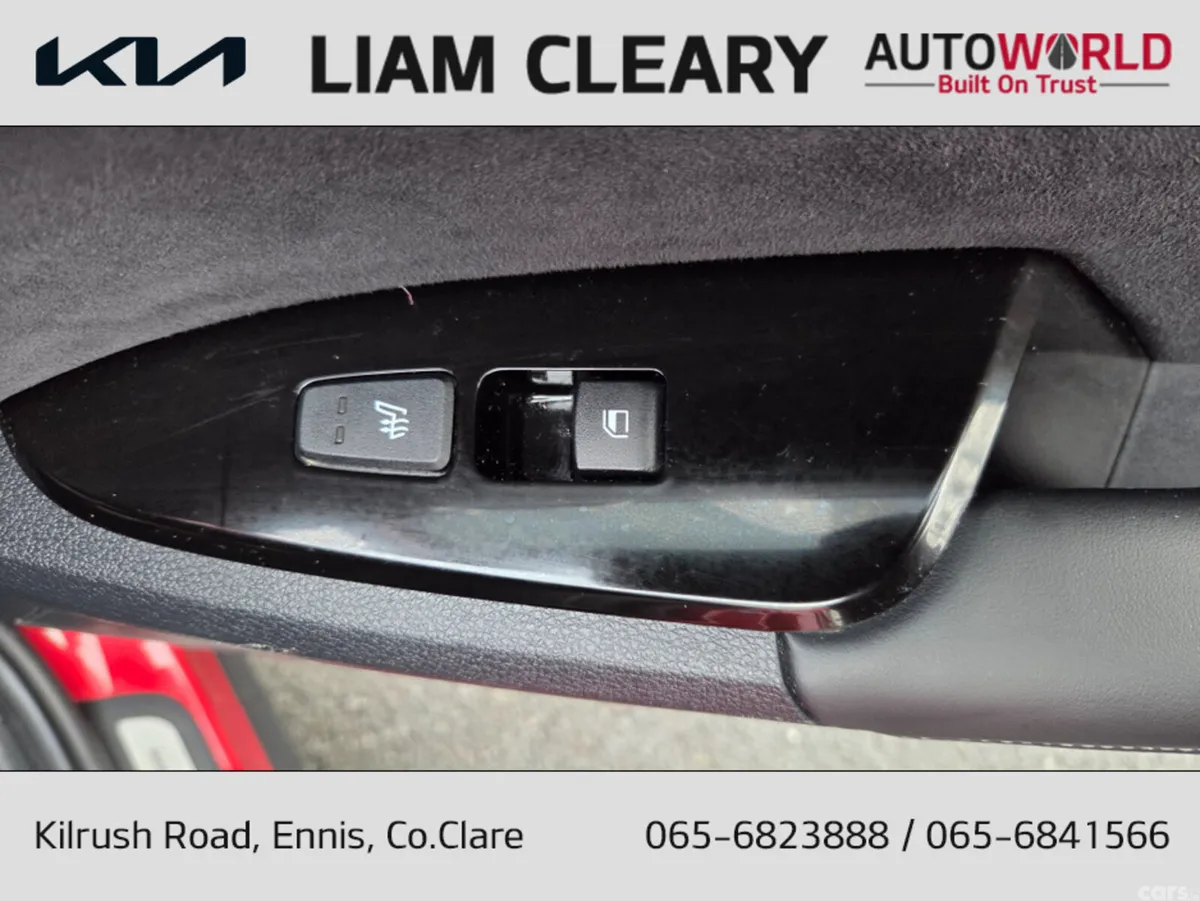 Kia Sportage MPV, Diesel Hybrid, 2024, Red
