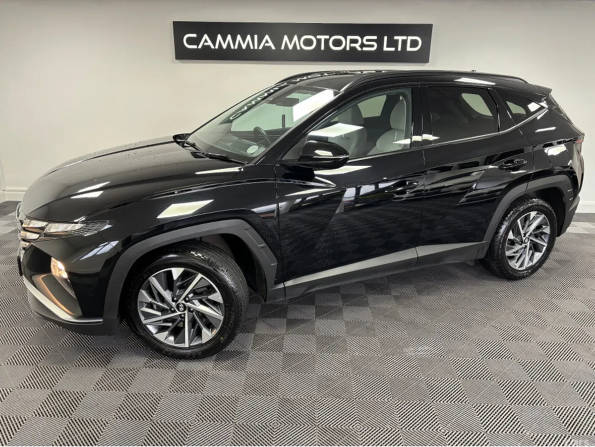 Hyundai Tucson MPV, Diesel, 2023, Black