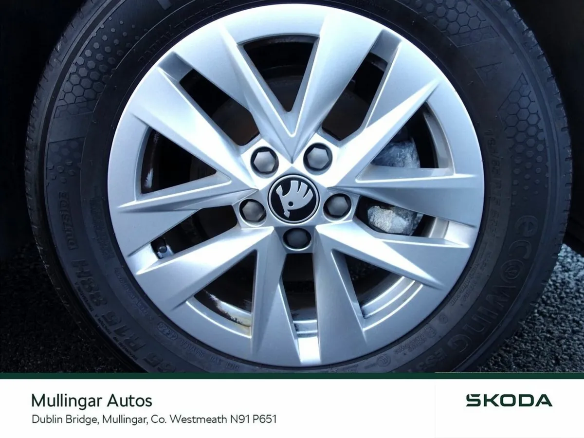 Skoda Fabia Hatchback, Petrol, 2025, Black