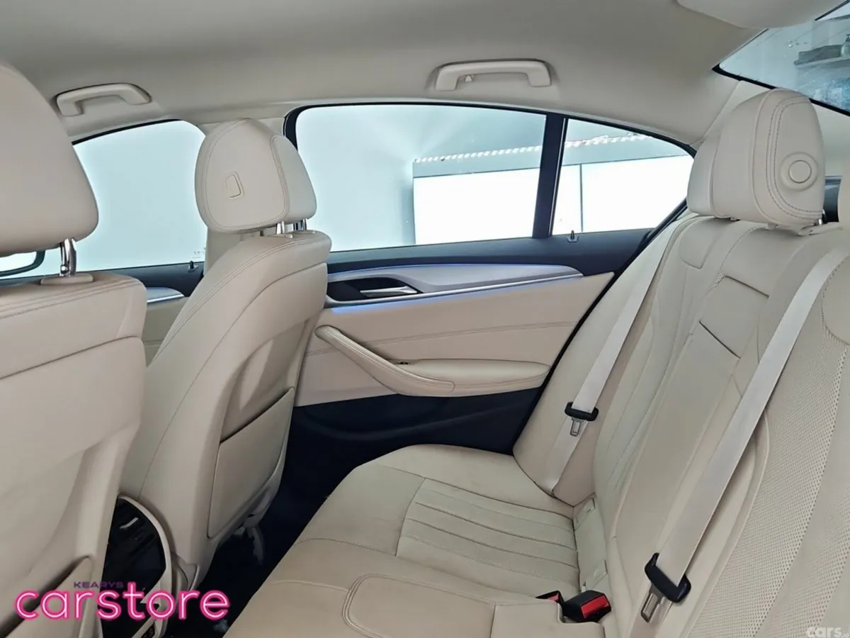 BMW 5-Series Saloon, Petrol Plug-in Hybrid, 2023, Grey