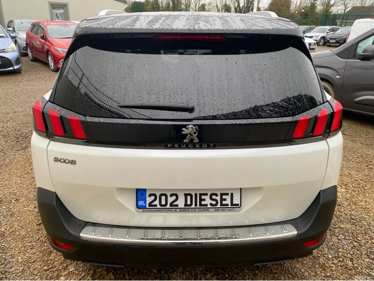 Peugeot 5008 MPV, Diesel, 2020, White