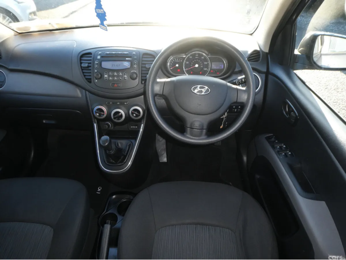 Hyundai i10 Hatchback, Petrol, 2014, Grey