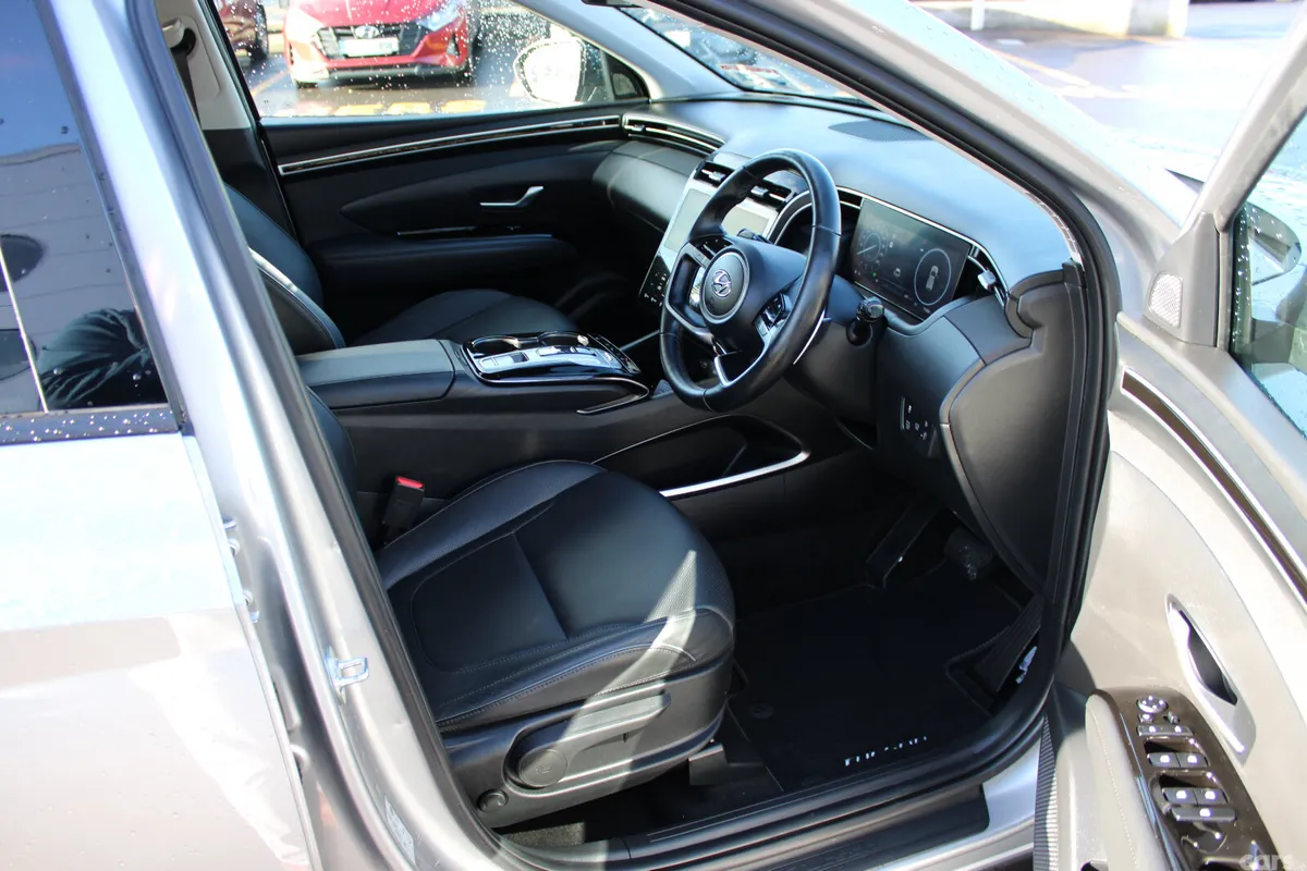 Hyundai Tucson SUV, Petrol Hybrid, 2024, Grey