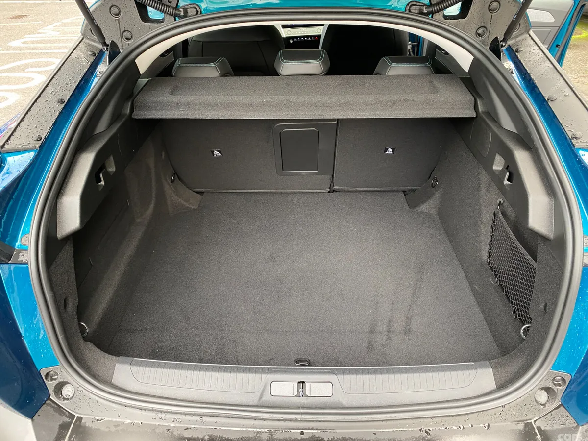 Peugeot 408 Hatchback, Petrol, 2026, Blue