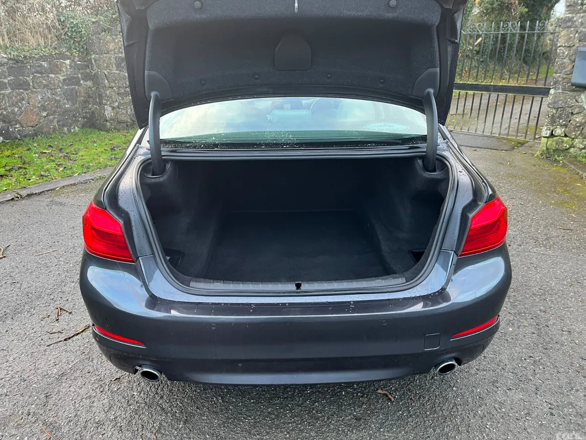 BMW 5-Series Saloon, Diesel, 2018, Grey