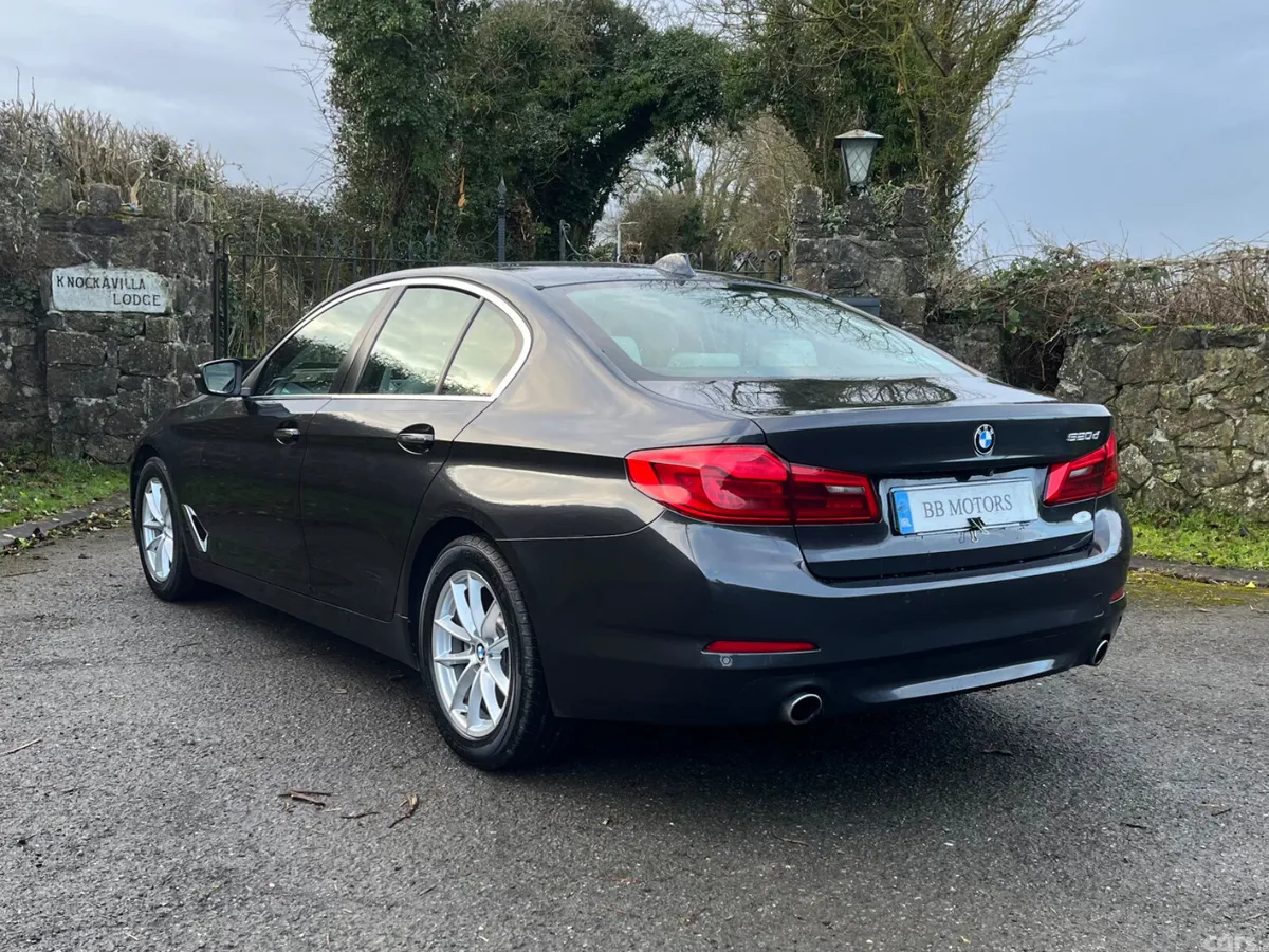 BMW 5-Series Saloon, Diesel, 2018, Grey