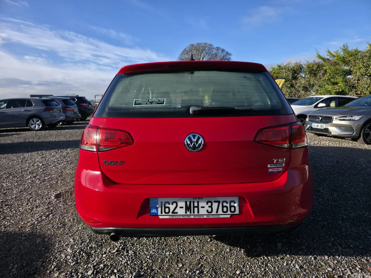 Volkswagen Golf Hatchback, Petrol, 2016, Red