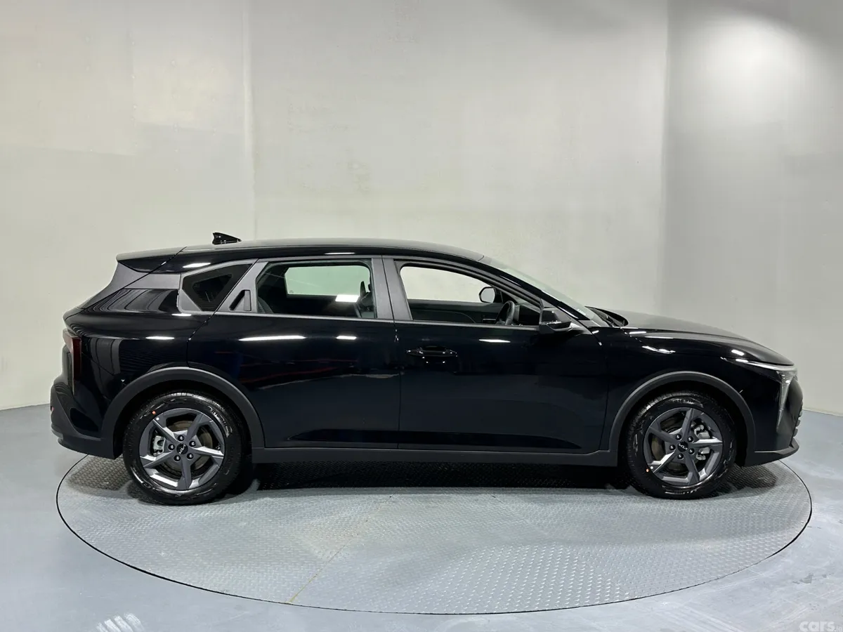 Kia K4 Hatchback, Petrol, 2026, Black