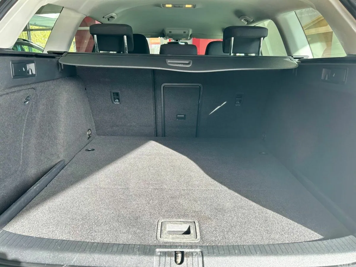 Volkswagen Golf Estate, Diesel, 2016, Silver