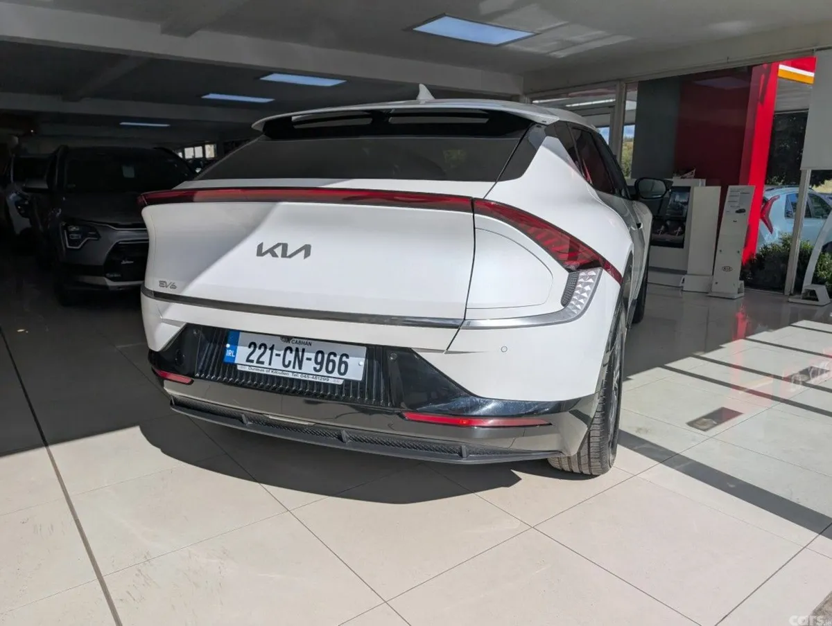 Kia EV6 MPV, Electric, 2022, White