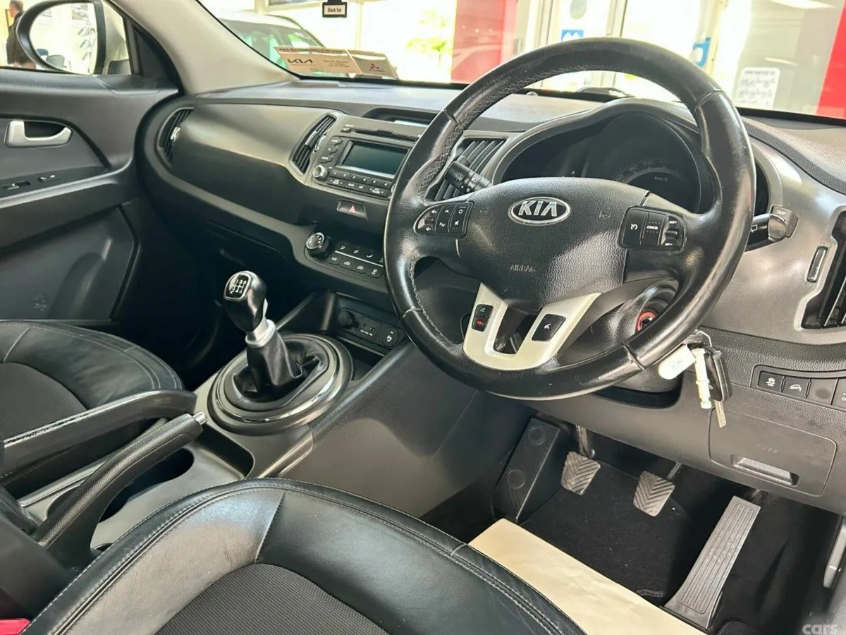 Kia Sportage SUV, Diesel, 2013, Silver