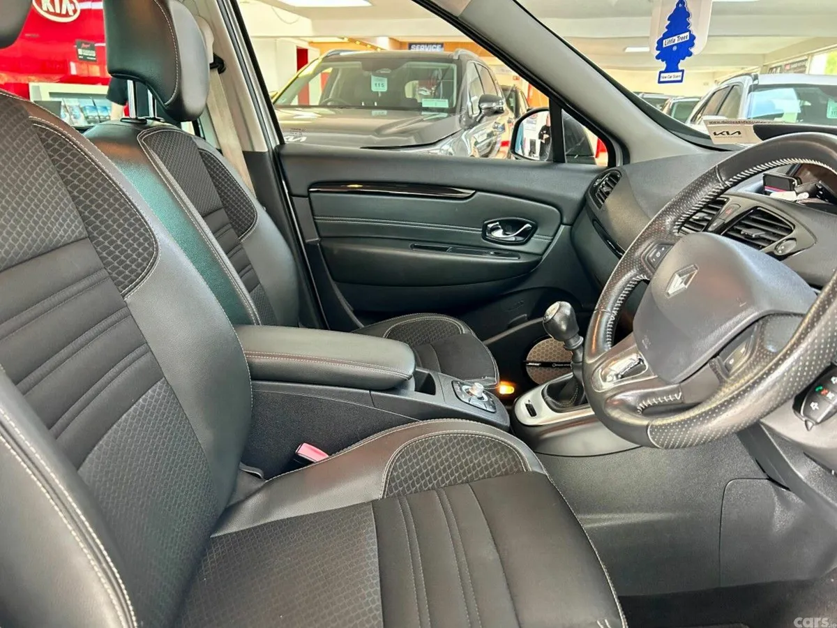 Renault Scenic SUV, Diesel, 2016, Silver