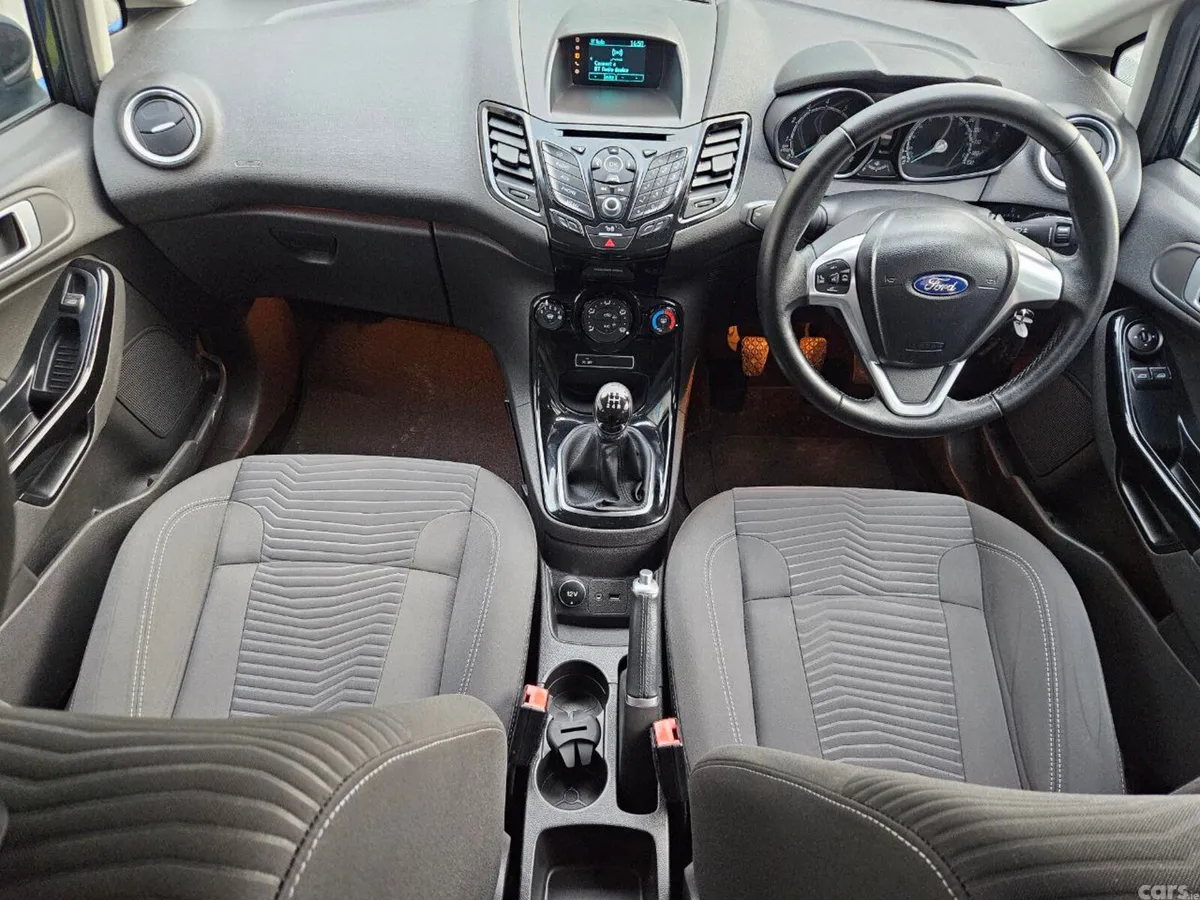 Ford Fiesta Hatchback, Petrol, 2015, Black