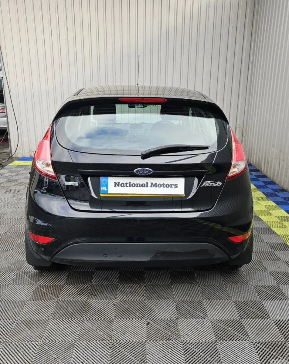 Ford Fiesta Hatchback, Petrol, 2017, Black