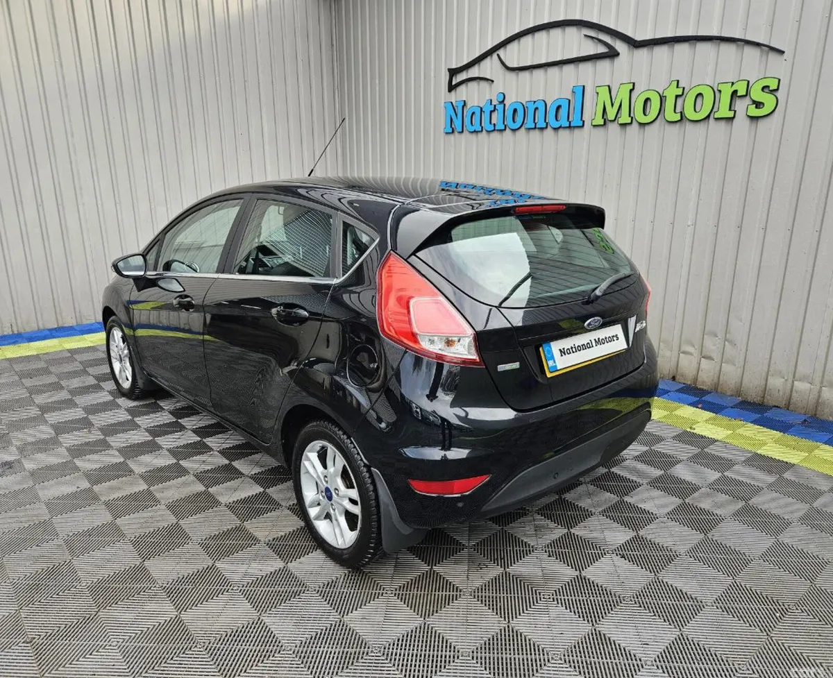 Ford Fiesta Hatchback, Petrol, 2017, Black