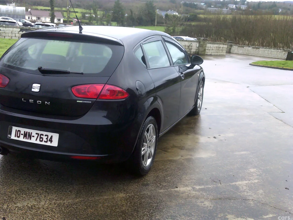 SEAT Leon Hatchback, Diesel, 2010, Black