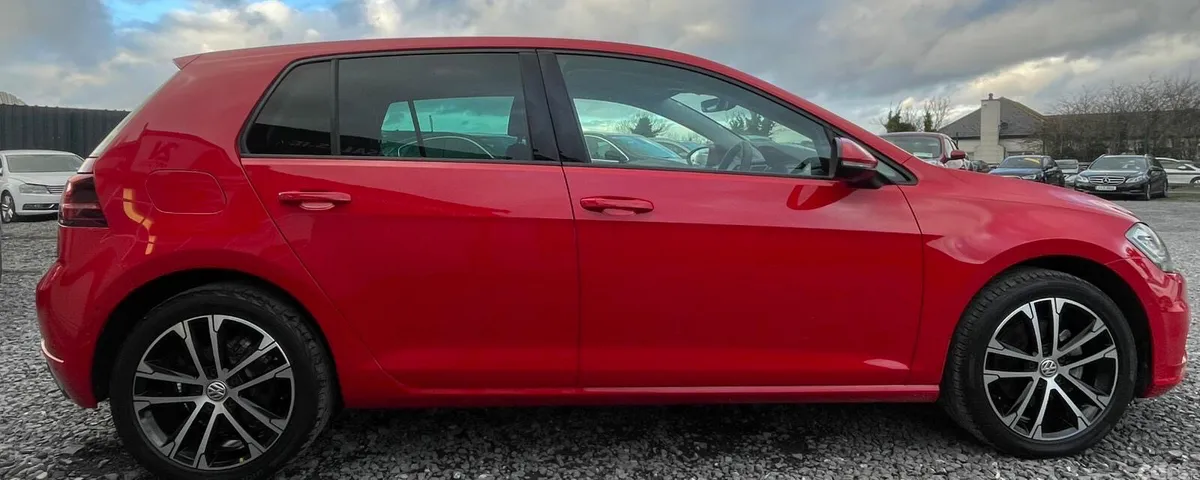 Volkswagen Golf Hatchback, Petrol, 2019, Red