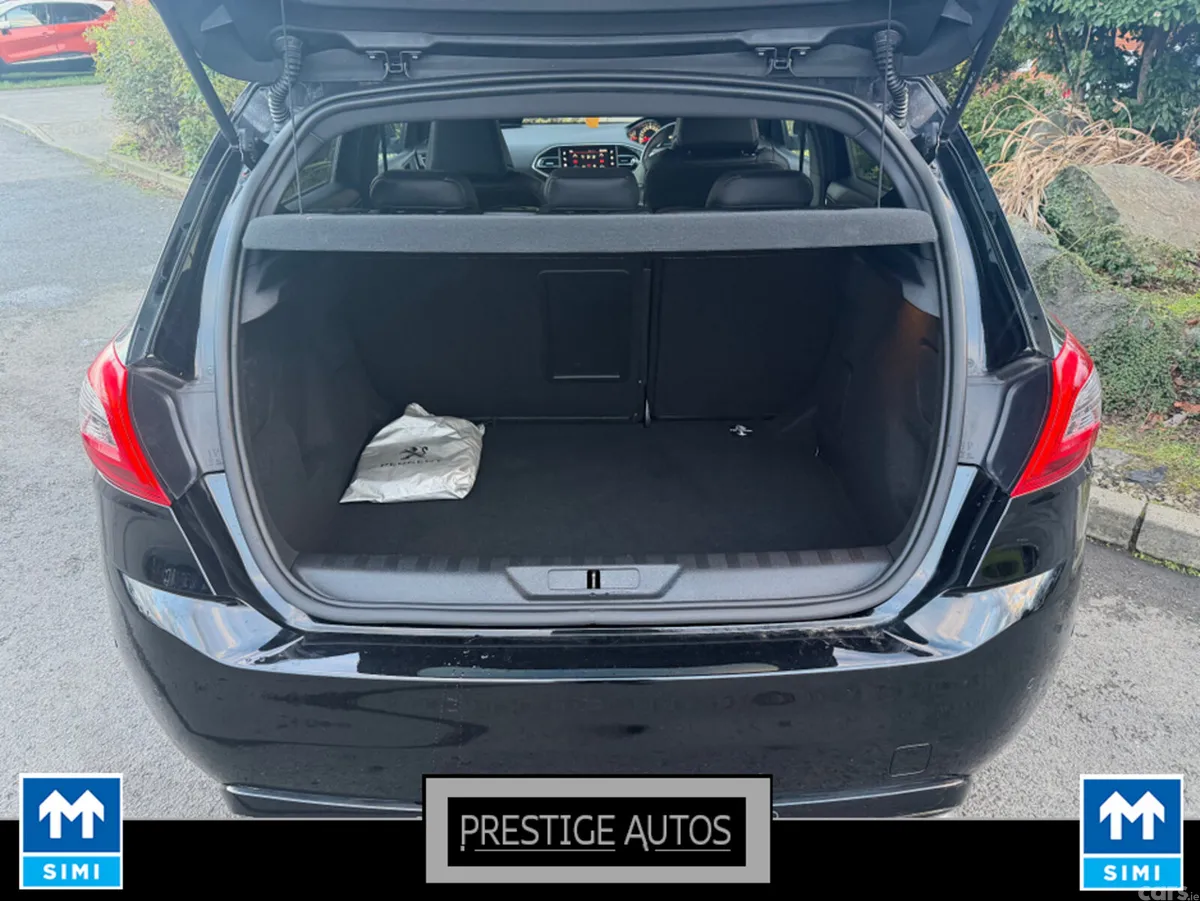 Peugeot 308 Hatchback, Diesel, 2018, Black