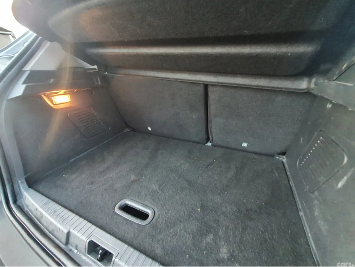 Renault Captur Hatchback, Petrol, 2019, Silver