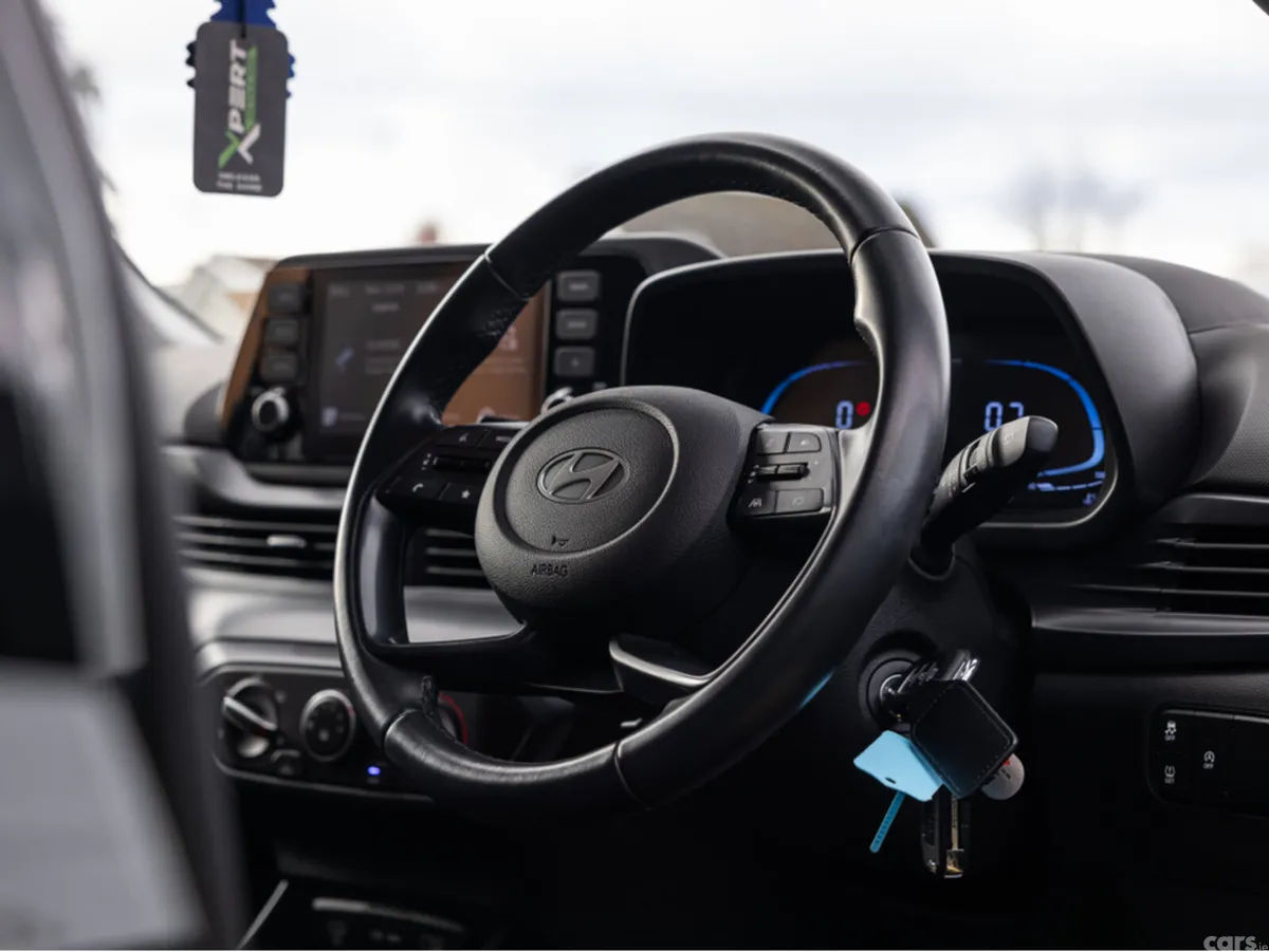 Hyundai i20 Hatchback, Petrol, 2024, Black