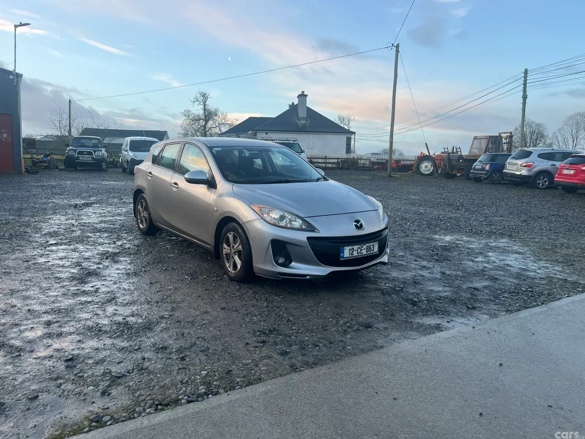 Mazda Mazda3 Hatchback, Diesel, 2012, Grey