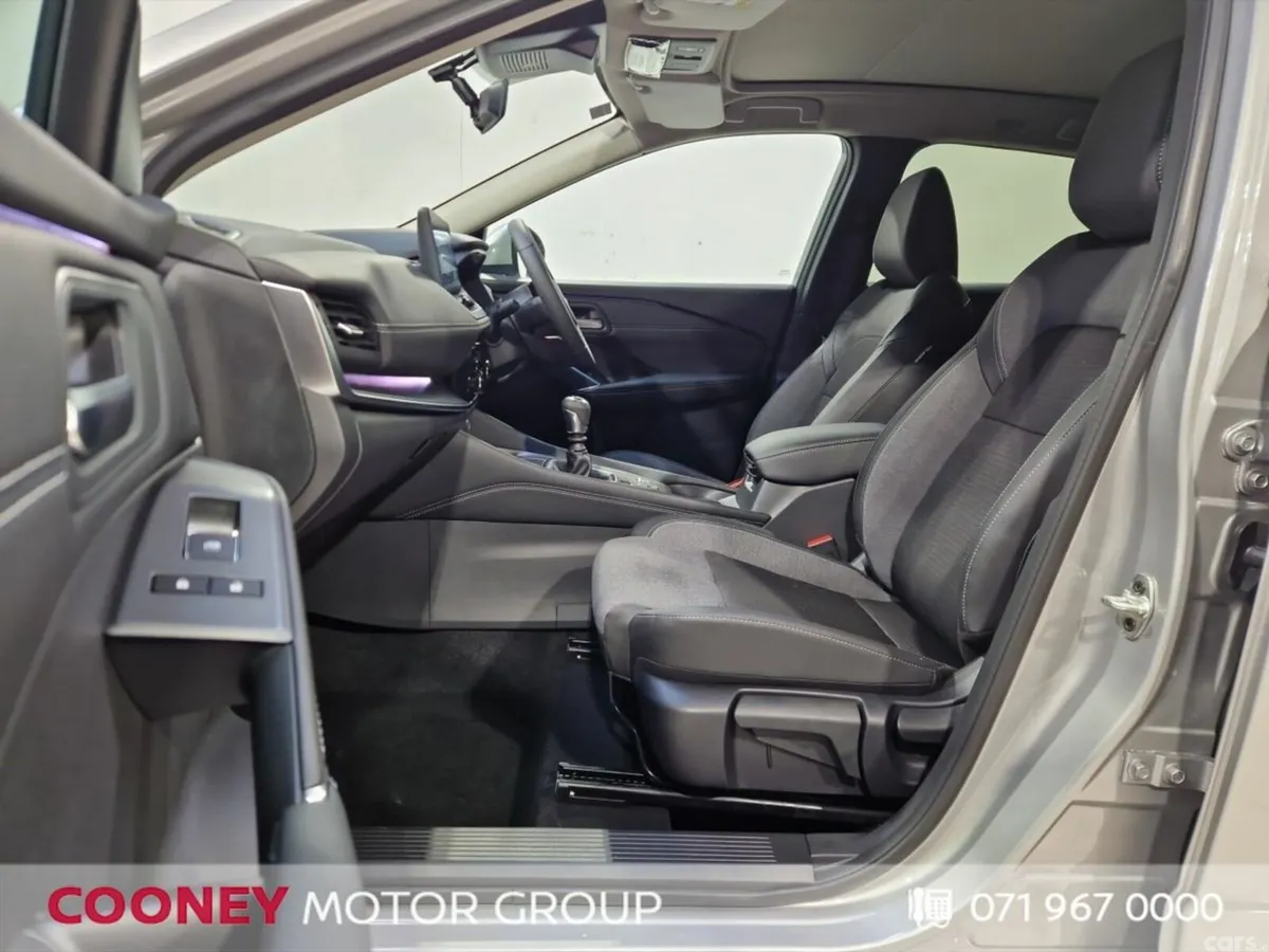 Nissan Qashqai SUV, Petrol Hybrid, 2026, Silver