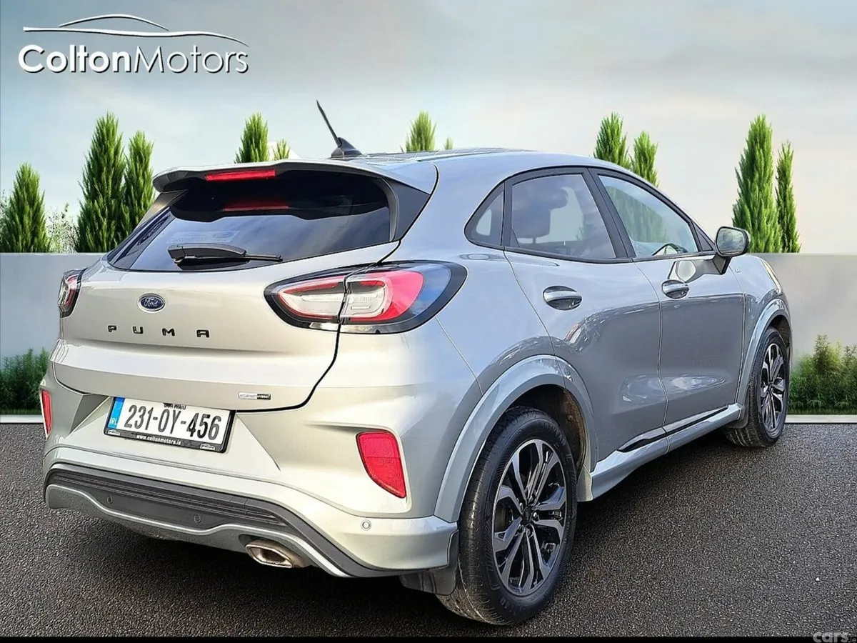 Ford Puma SUV, Petrol Hybrid, 2023, Grey