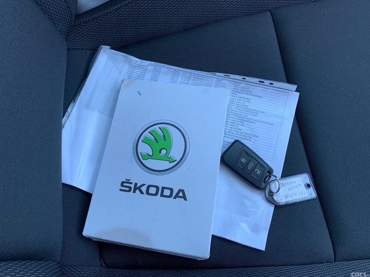 Skoda Karoq SUV, Diesel, 2023, Silver